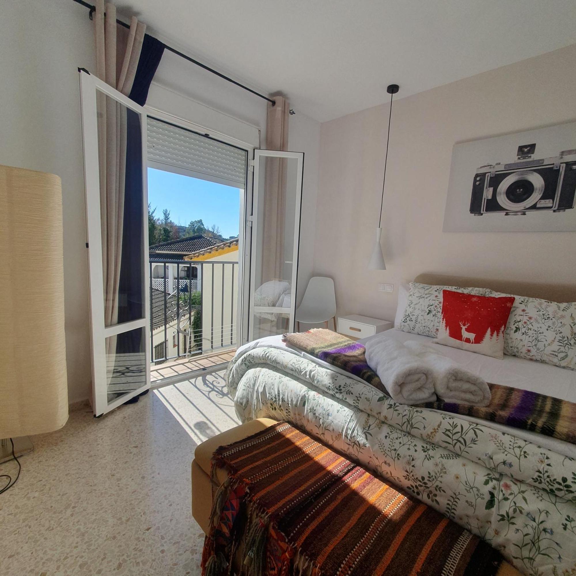 Apartamento Rural El Bandolero เอลบอสเก ภายนอก รูปภาพ